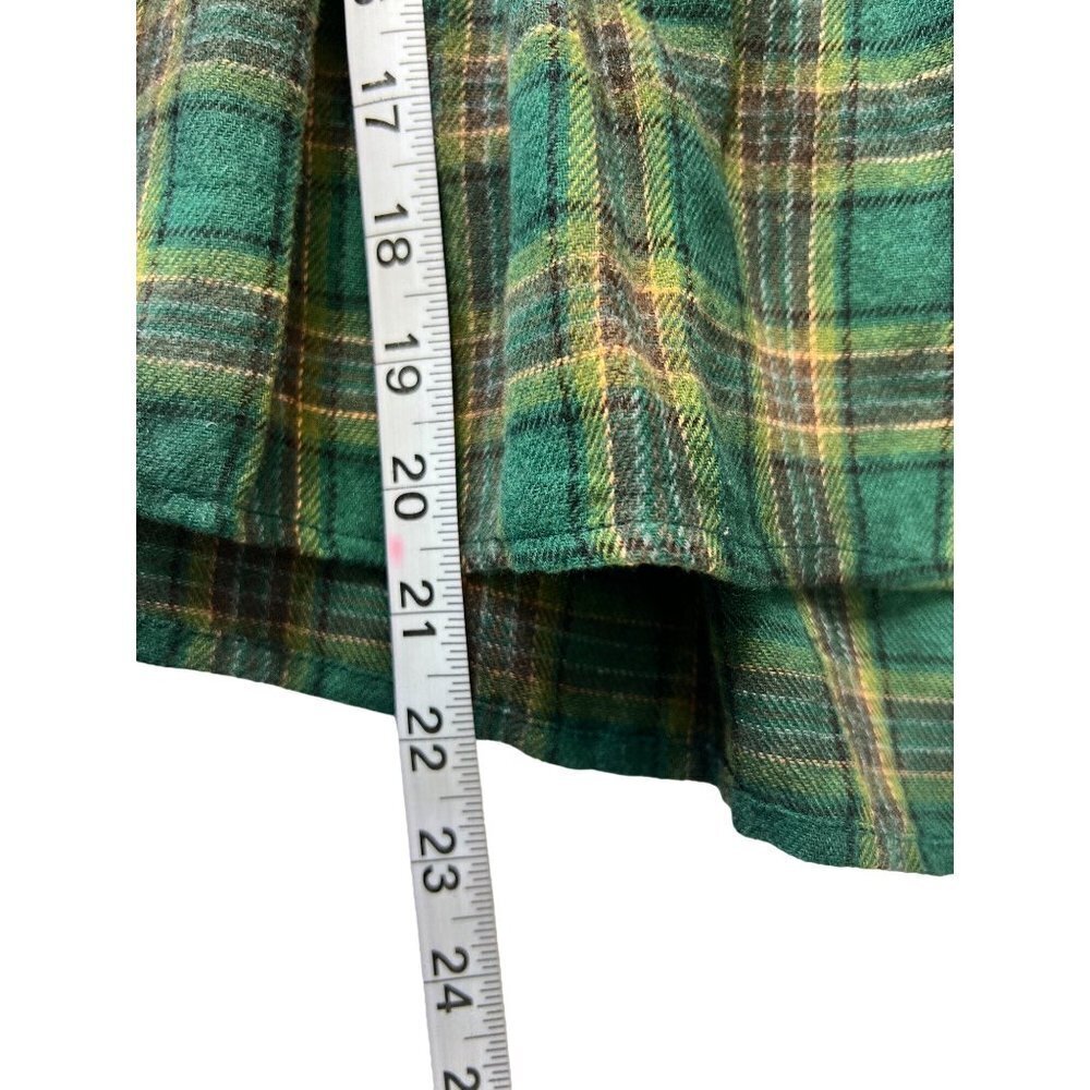 Chelsea & Violet Women's Green Plaid Flare Crop Top - Picture 6 of 7
